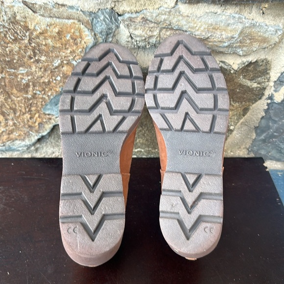 Vionic Women's 'Willa' Wedge Loafer in Toffee Tan/Brown Size - Picture 8 of 10